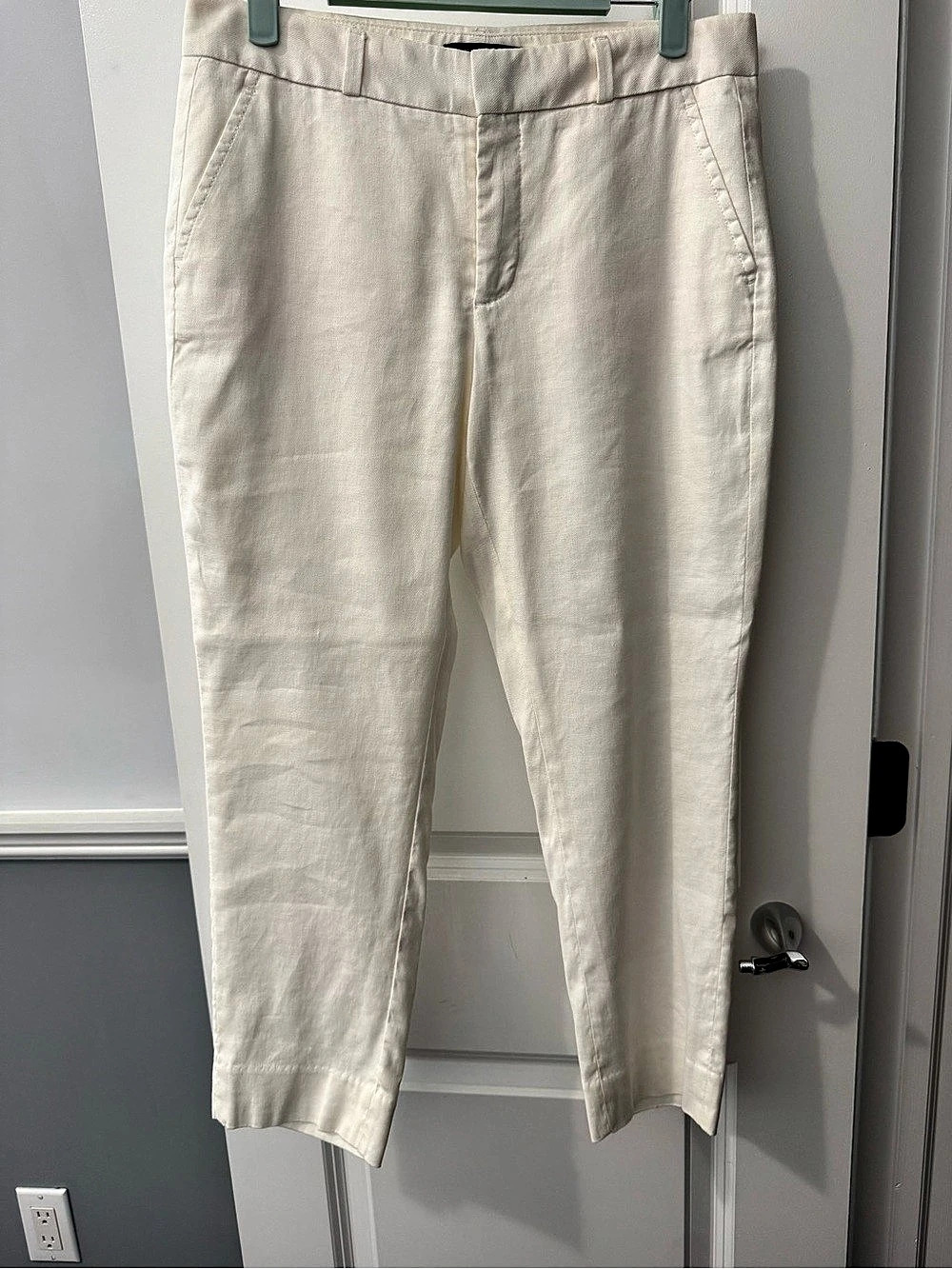 Banana Republic Avery Linen Ankle Pant Linen Ankle Pants in White Size 4